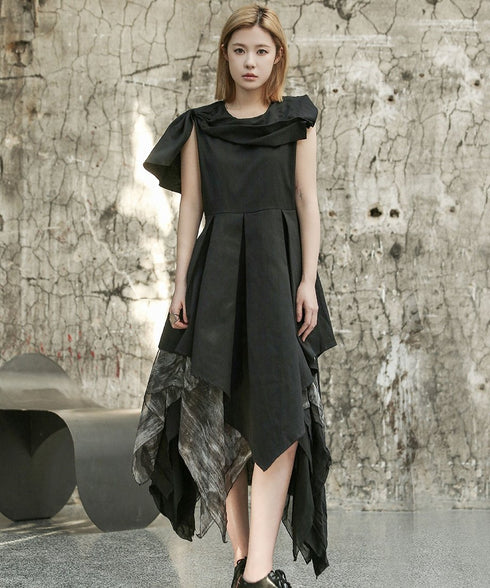 Asymmetric Bow Pleated Top